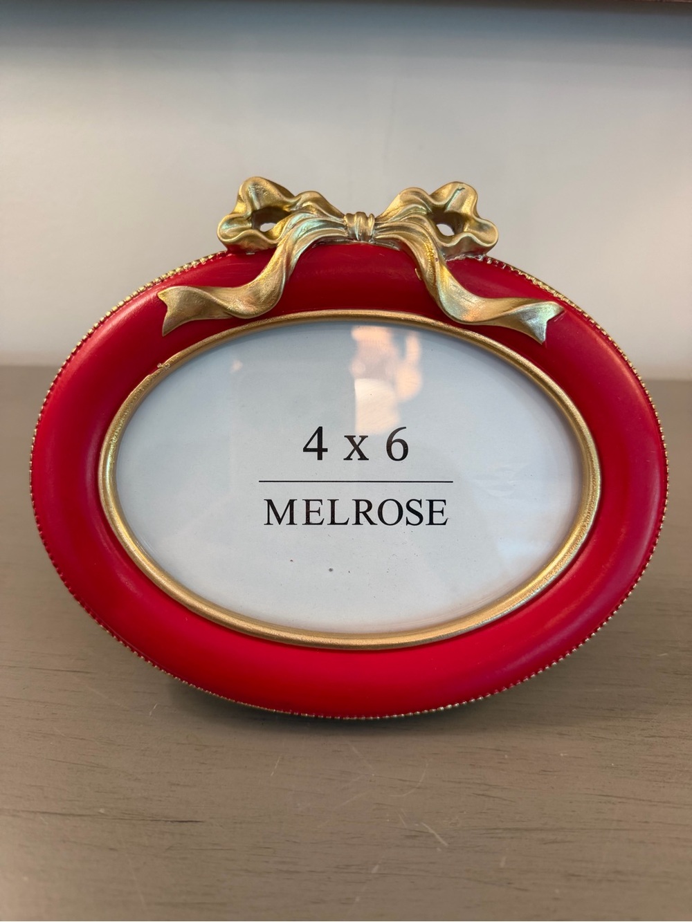 Melrose Red Oval Picture Frame Gold Resin Bow 4x6” Photo Christmas Holiday